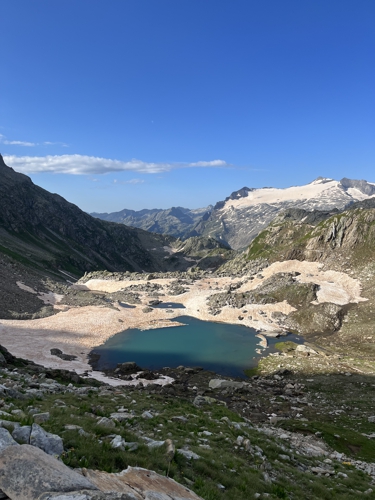 trek or hut image