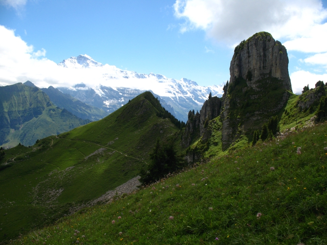 trek or hut image