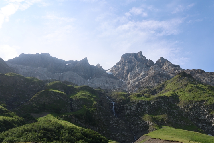 trek or hut image